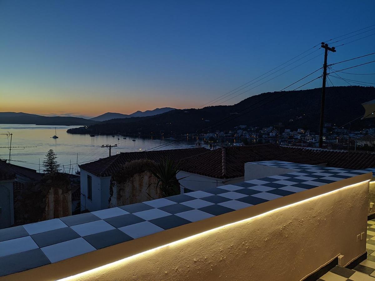 Summer Dream Poros Town Bagian luar foto