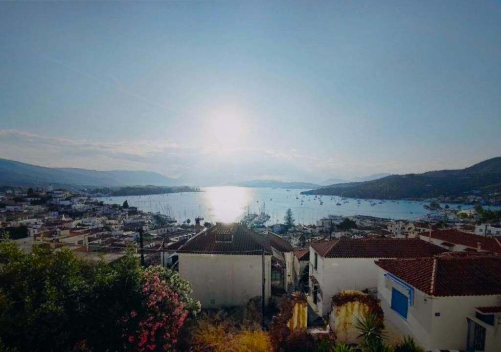 Summer Dream Poros Town Bagian luar foto